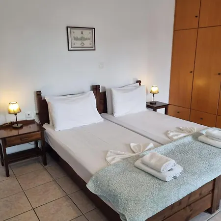 Blazis House Appartamento Almirida