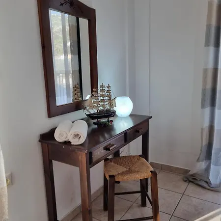 Blazis House Almirida