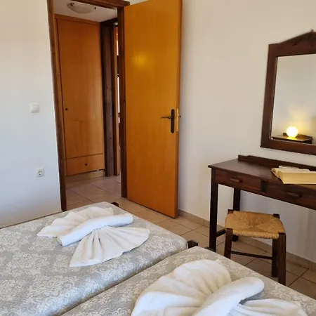Irida -ex Blazis House Apartament Almirida