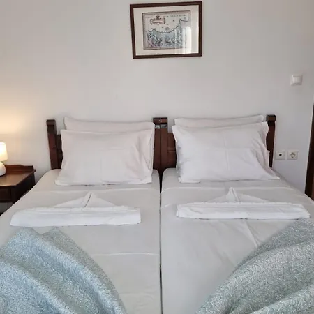Irida -ex Blazis House * Αλμυρίδα